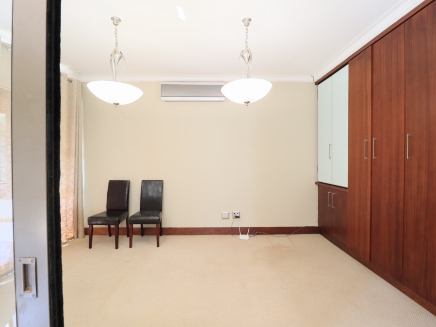 4 Bedroom Property for Sale in Oubos Estate Free State